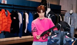 刘一飞爆料娱乐圈许凯,许凯成焦点人物